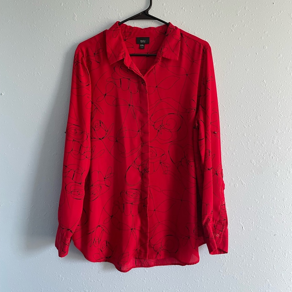 Red Mossimo abstract design blouse